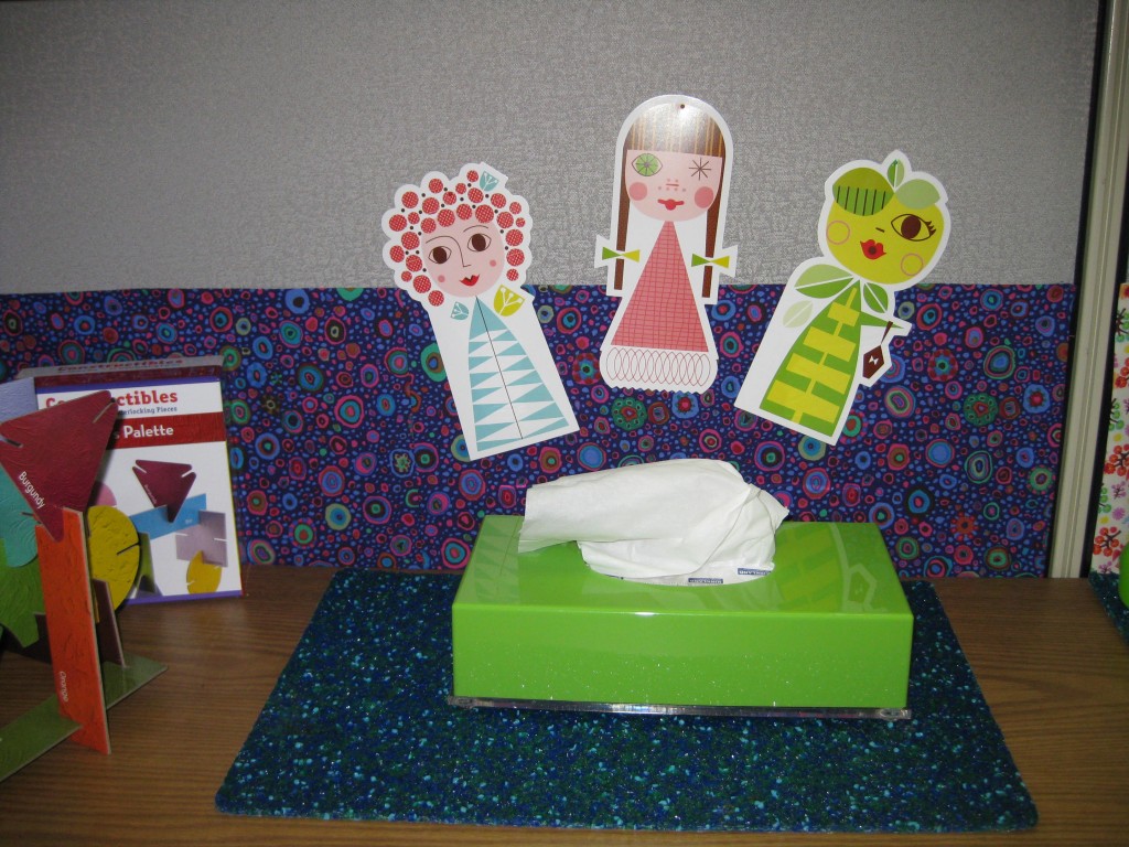 2010 Cubicle Makeover 005