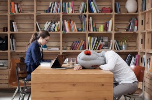 OSTRICH-PILLOW_STUDIOBANANATHINGS